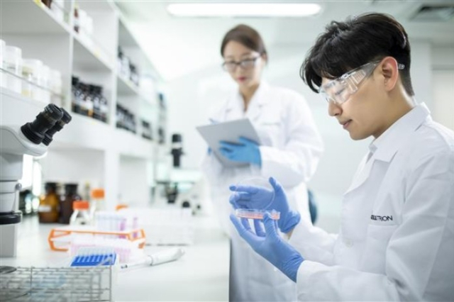 Researchers at Celltrion (Courtesy of Celltrion)