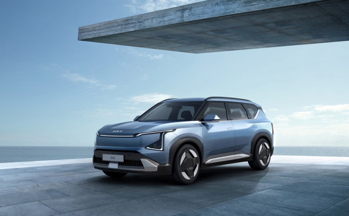 Kia unveils plans for a range of new affordable EVs