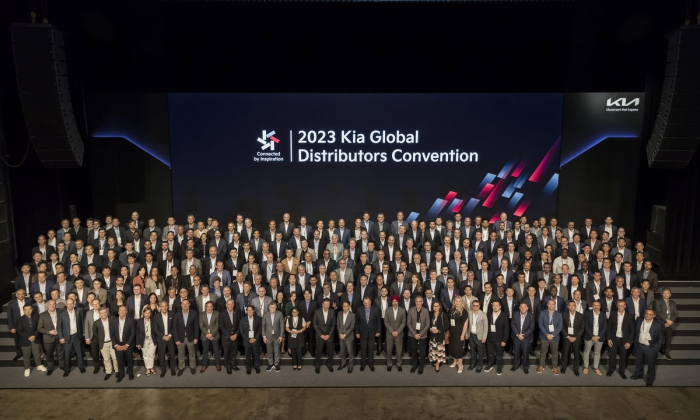 Participants　of　the　2023　Kia　Global　Distributors　Convention　(Courtesy　of　Kia)