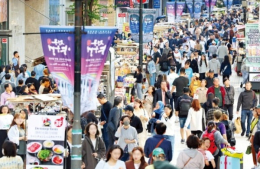 S.Korea sees rise in young, independent Chinese tourists