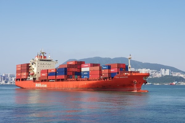 Container ship of Pan Ocean, poultry processing firm Harim's shipping affiliate (Courtesy of Pan Ocean)