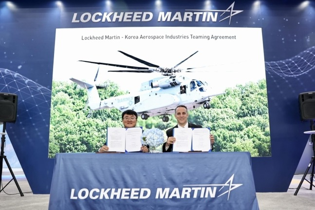 KAI,　Lockheed　Martin　to　team　up　for　large　utility　helicopter　