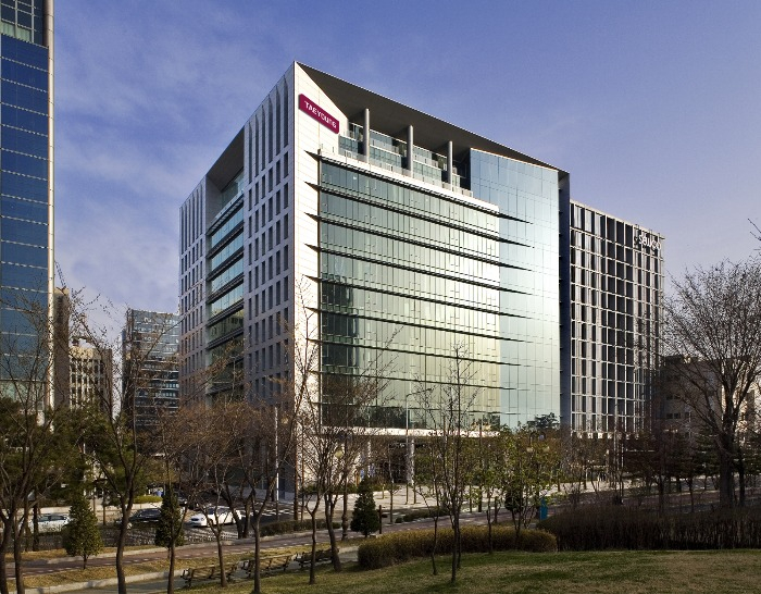 The exterior of Taeyoung Engineering & Construction headquarters