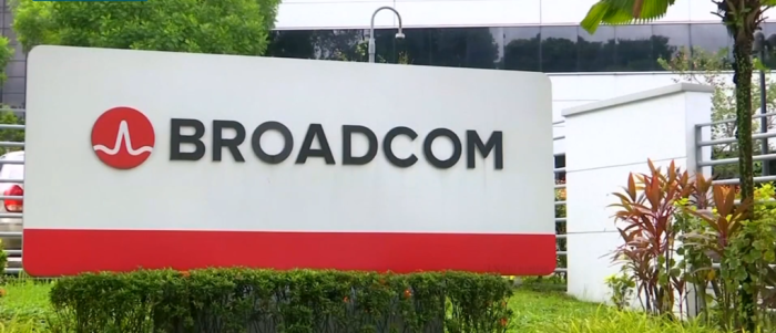 Broadcom　is　the　world's　largest　developer　and　provider　of　integrated　circuits　for　wired　communication　devices