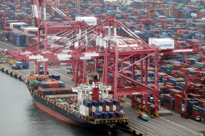 Port　of　Busan　(Courtesy　of　Yonhap)