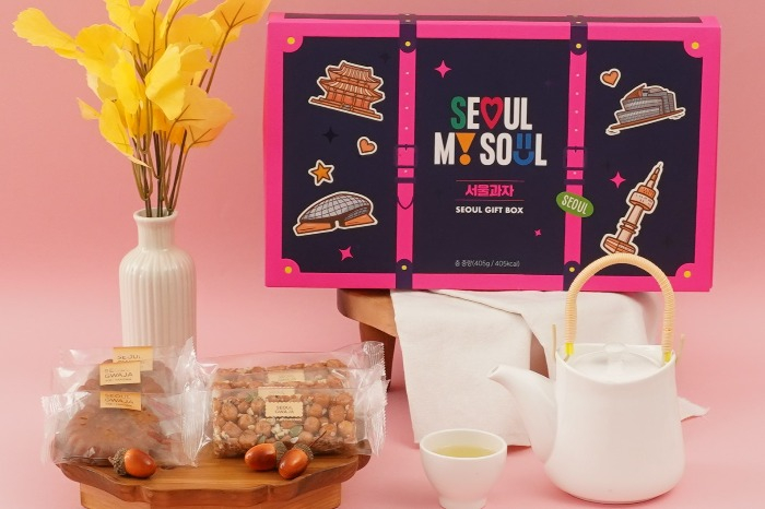 CU　to　sell　souvenir　snack　set　for　foreign　tourists