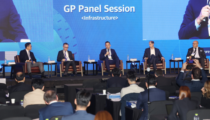 GP　panel　session　on　infrastructure　investment　at　ASK　2023　on　Oct.　25