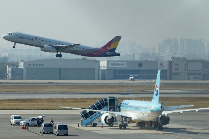 Asiana　Airlines　to　sell　cargo　business　for　merger　with　Korean　Air