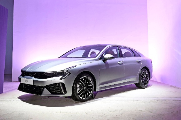The new K5 (Courtesy of Kia)