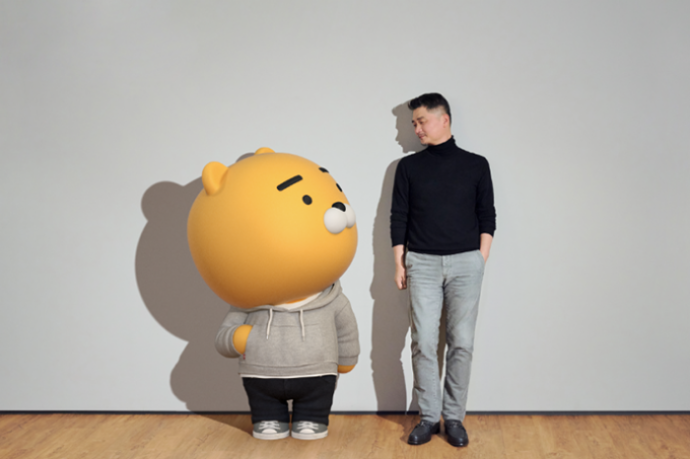 Kakao's main character Ryan and Kakao Chairman Kim Beom-soo, also known as Brian Kim