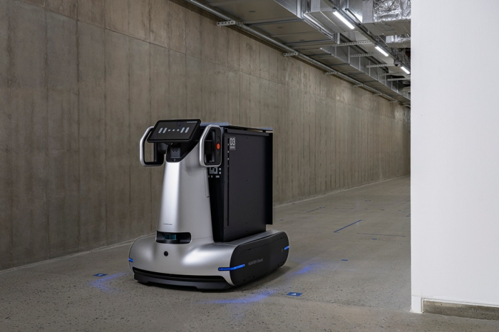 A robot operating at Naver’s new data center (Courtesy of Naver)