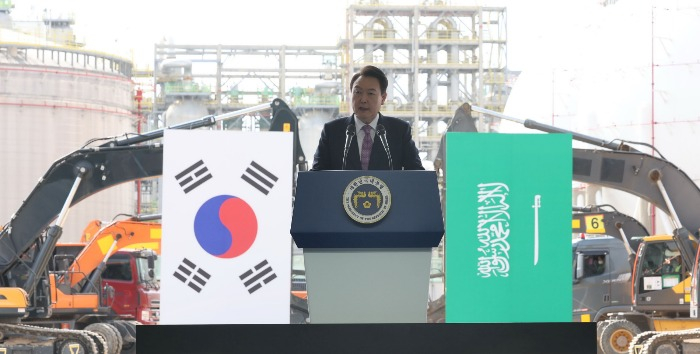 President　Yoon　Suk　Yeol　delivered　a　speech　at　the　groundbreaking　ceremony　for　the　Shaheen　Project