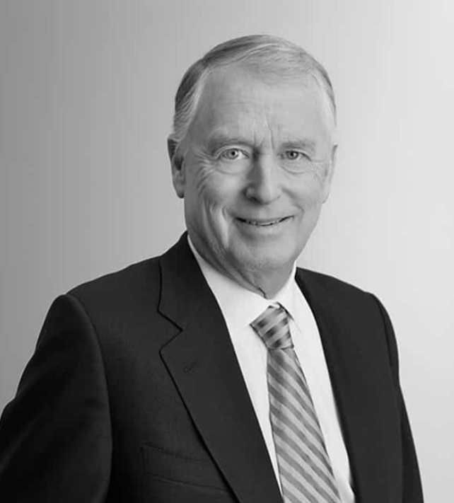 Cerberus　Global　Investments　LLC　Chairman　and　US　44th　Vice　President　Dan　Quayle　(Courtesy　of　Cerberus)