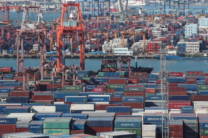 Port　of　Busan　(Courtesy　of　Yonhap)