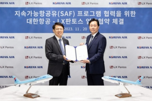 Korean Air, LX Pantos sign SAF business agreement