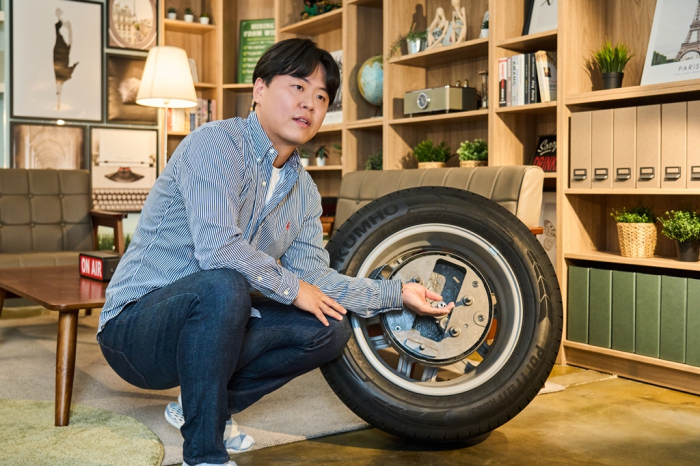A　Hyundai　Motor　engineer　explains　the　mechanism　of　the　Uniwheel