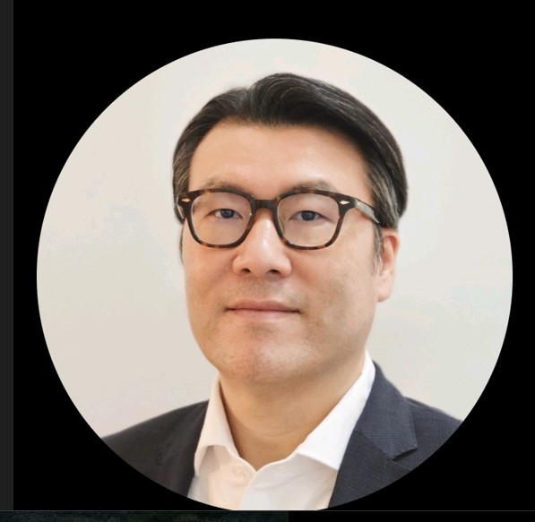 Kim　Yong-soo　named　head　of　Samsung's　smartphone　and　TV　platform　services　division