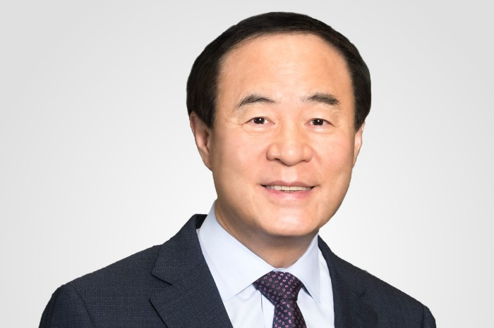 Jun Young Hyun, vice chairman of Samsung SDI