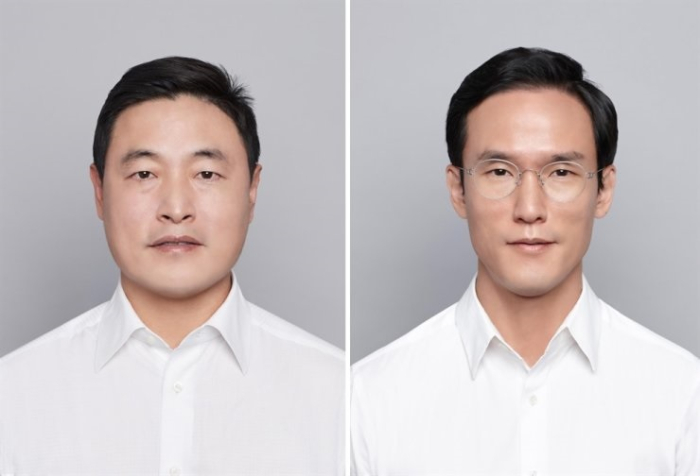 Cho　Hyun-sik　(left),　advisor　to　Hankook　&　Company,　and　his　younger　brother　Cho　Hyun-bum,　chairman　of　the　company,　are　locked　in　a　battle　for　control　of　Hankook　Tire