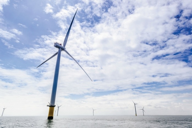 Offshore　wind　power　generators 
