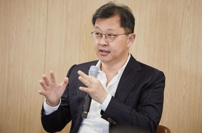 Chey　Jae-won,　SK　On's　executive　senior　vice　chairman