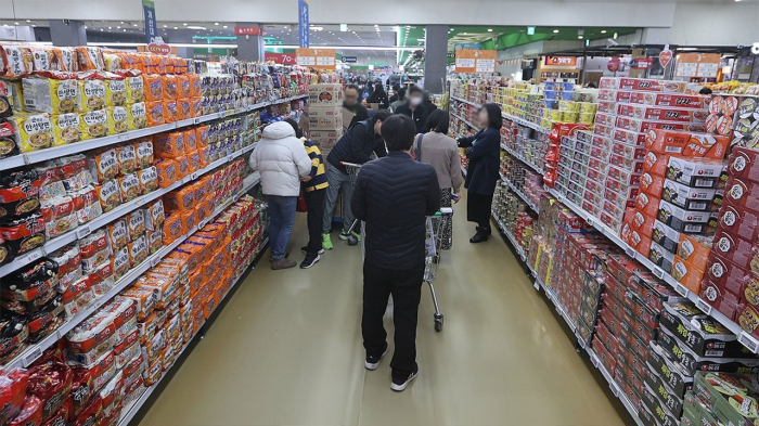 Korea's　agro-food　exports　reach　.3　bn　milestone　in　just　11months　