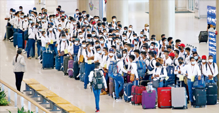 Vietnamese lead record-high foreign job growth in S.Korea