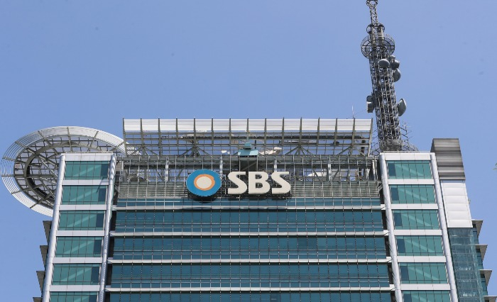 TY　Holdings,　Taeyoung　Group's　holding　company,　is　the　largest　shareholder　in　SBS　with　a　36.92%　stake