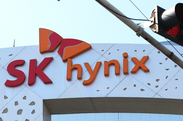 SK　Hynix　(Courtesy　of　Yonhap　News)