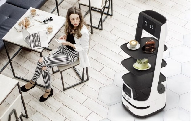 LG Elec to supply robot CLOi to SE Asian golf courses
