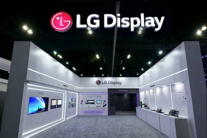 LG　Display's　OLED　screens　(Courtesy　of　LG)