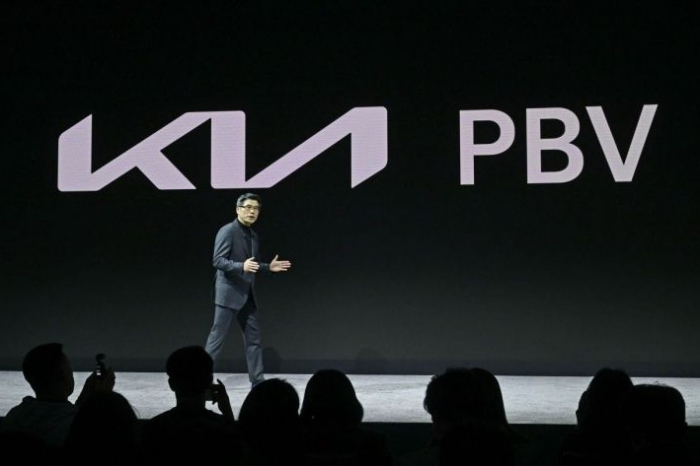 Kia　Chief　Executive　Song　Ho-sung　at　CES　2024　on　Jan.　8　(Courtesy　of　Kia)