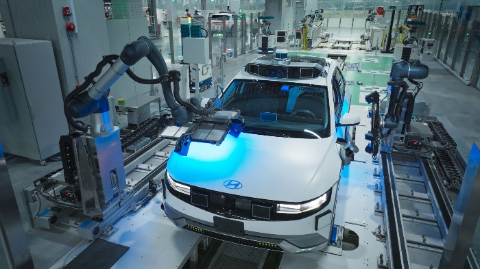 Motional's　IONIQ　5　robotaxi　is　manufactured　at　Hyundai　Motor　Group's　Singapore　plant