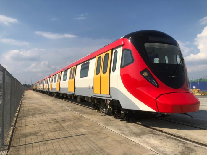 Hyundai　Rotem's　unmanned　train　running　in　Malaysia