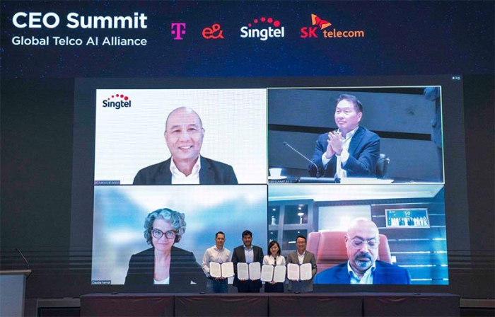 SK　Telecom　and　its　three　partners　–　Deutsche　Telecom,　Singtel　and　e&　–　agree　to　form　the　Global　Telco　AI　Alliance　during　SK's　CEO　Summit　in　July　2023 