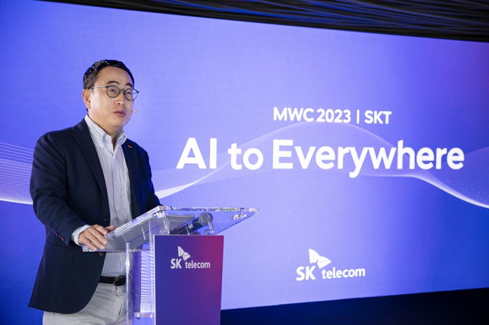 SK Telecom CEO Ryu Young-sang speaks on the company's AI alliance with partners at MWC 2023