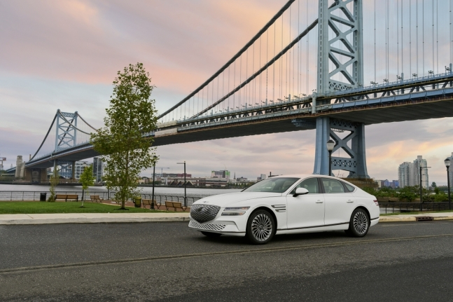 Genesis　G80,　GV70　electric　models　win　Canada　Car　of　the　Year　awards
