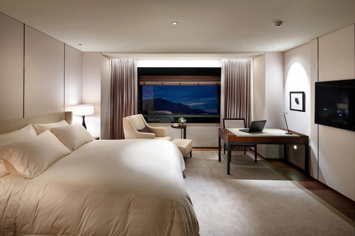 A luxury room at Hotel Shilla