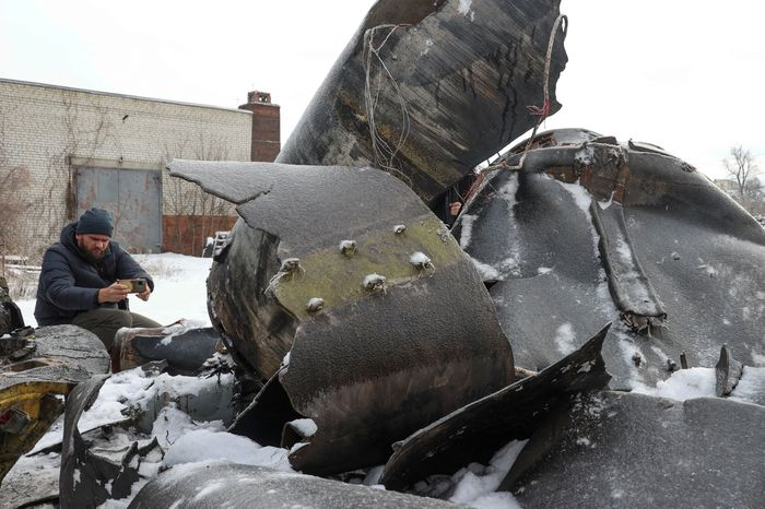 Remains　of　what　is　believed　to　be　a　North　Korean　missile　used　by　Russia　in　Ukraine　in　January.　PHOTO:　REUTERS
