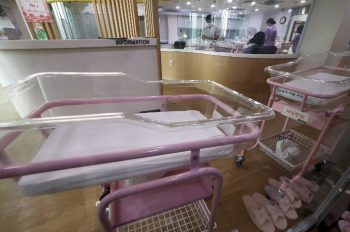 S.Korea’s　fertility　rate　hits　new　world-record　low　in　2023