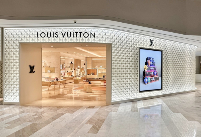 The　Hyundai　Seoul　opened　a　Louis　Vuitton　store　in　December　2023