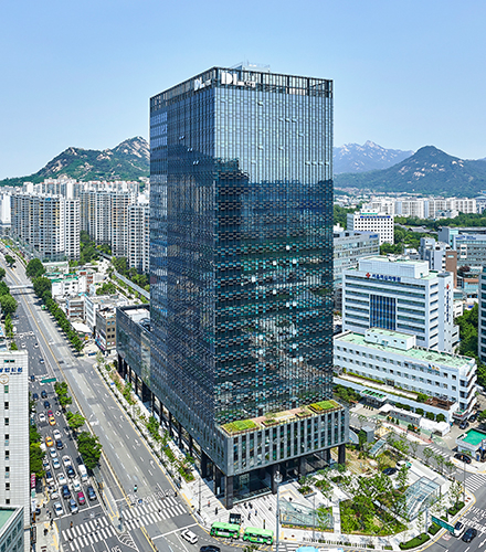 Donuimun D Tower, DL Group's headquarters in Seoul (Photo captured from Mastern's website)