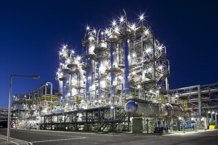 Kumho Petrochemical's synthetic rubber plant in Yeosu, South Jeolla Province (Courtesy of Kumho Petrochemical)