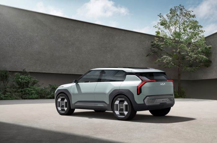 The　Kia　EV3　concept,　a　compact　electric　SUV