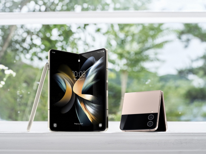 Samsung's foldable smartphones Galaxy Z Fold4 and Flip4