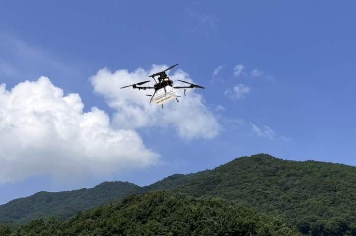 Pablo　Air　drone　delivering　fried　chicken　(Screenshot　captured　from　Pablo　Air　website)