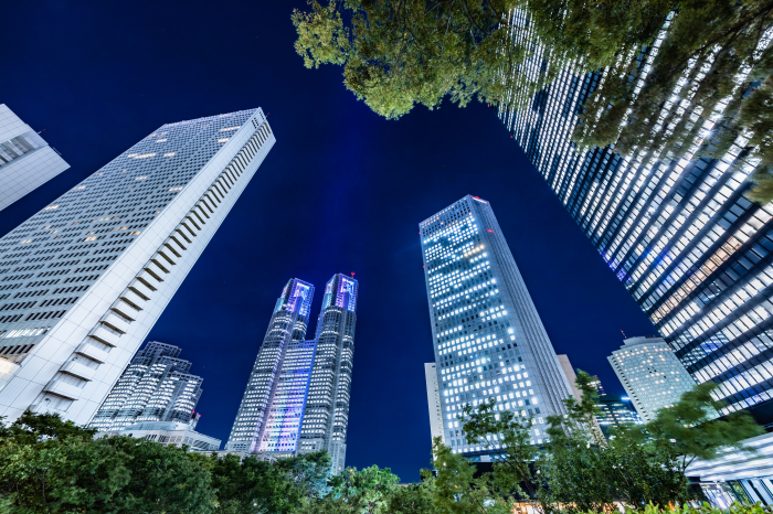 Office buildings in Tokyo (Courtesy of Getty Images)