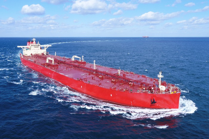 A　very　large　crude　oil　carrier　built　by　Hanwha　Ocean　(Courtesy　of　Hanwha　Ocean)