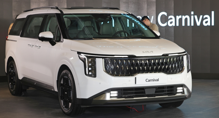 Kia's new Carnival, a large recreational vehicle