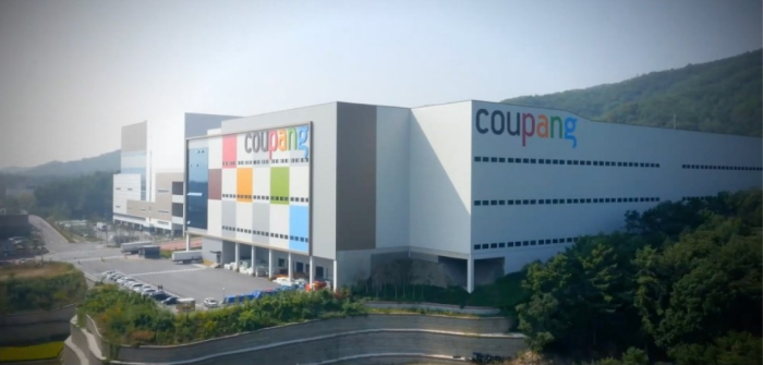 Coupang's　fulfillment　center　in　Korea